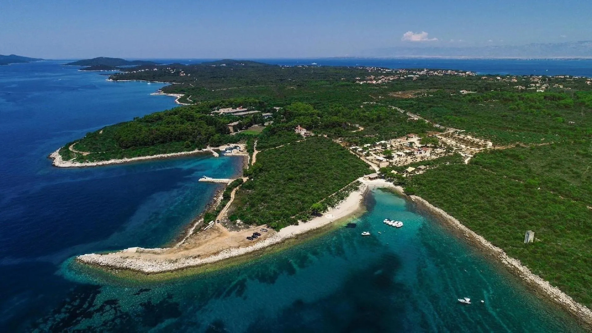 Premium-Mobilheim Mit 2 Schlafzimmern Auf Dem Campingplatz Ugljan Resort 0*,  Croatia