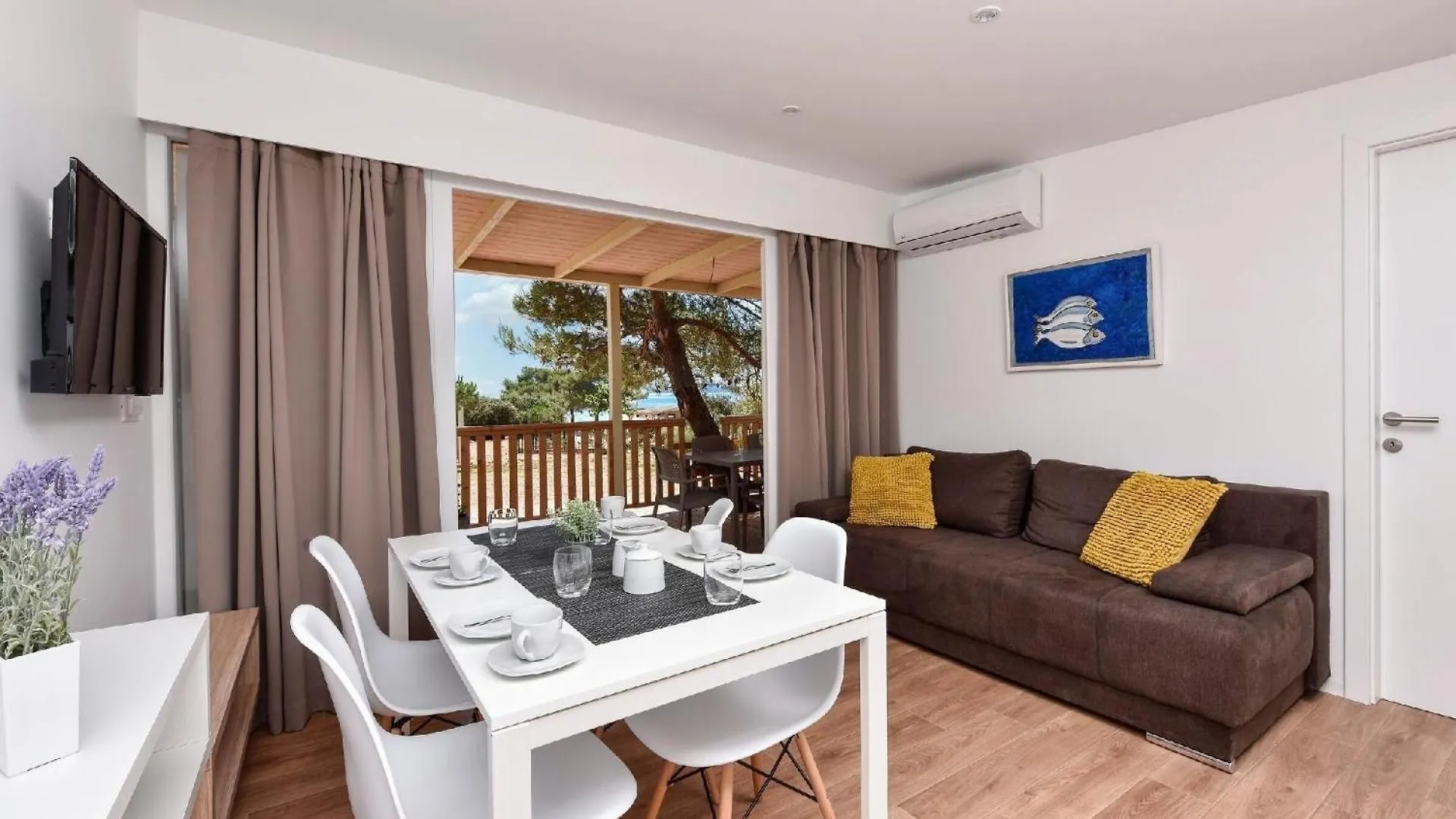 Premium-Mobilheim Mit 2 Schlafzimmern Auf Dem Campingplatz Ugljan Resort
