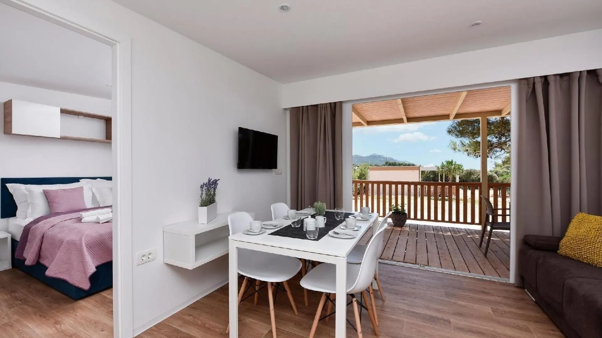 Premium-Mobilheim Mit 2 Schlafzimmern Auf Dem Campingplatz Ugljan Resort Apartment